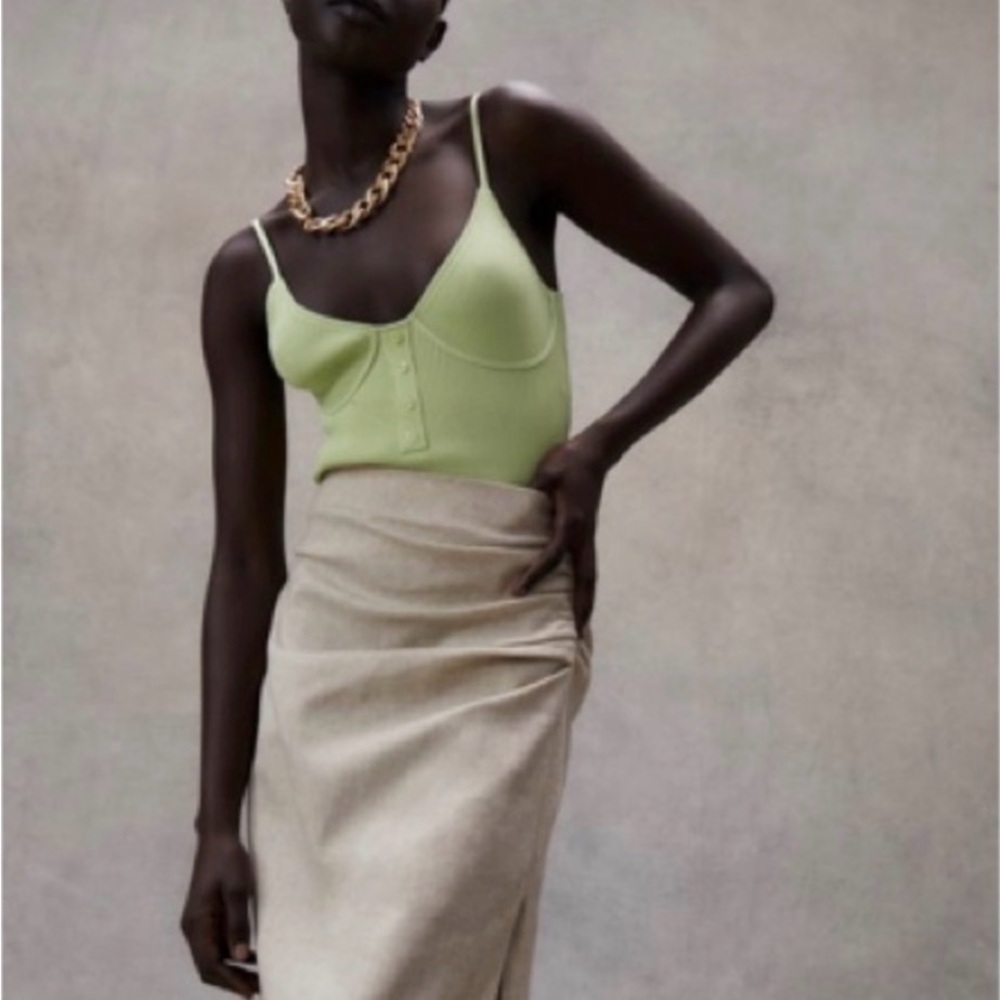 Zara ribbed knit top pistachio green button detail medium NWOT